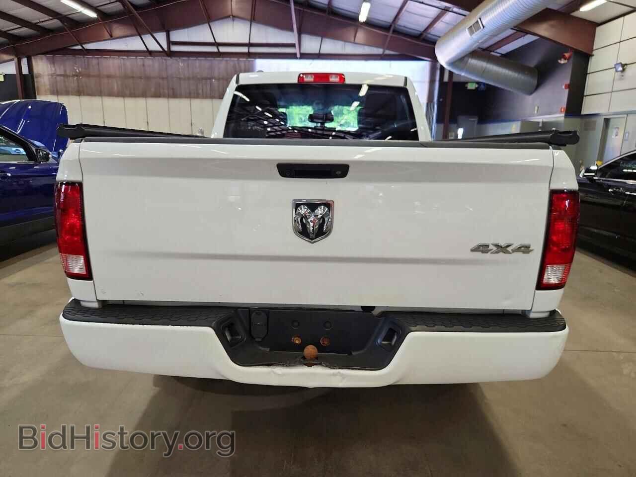 2018 RAM 1500 - VIN: 1C6RR7FG3JS215315 - Фото 6
