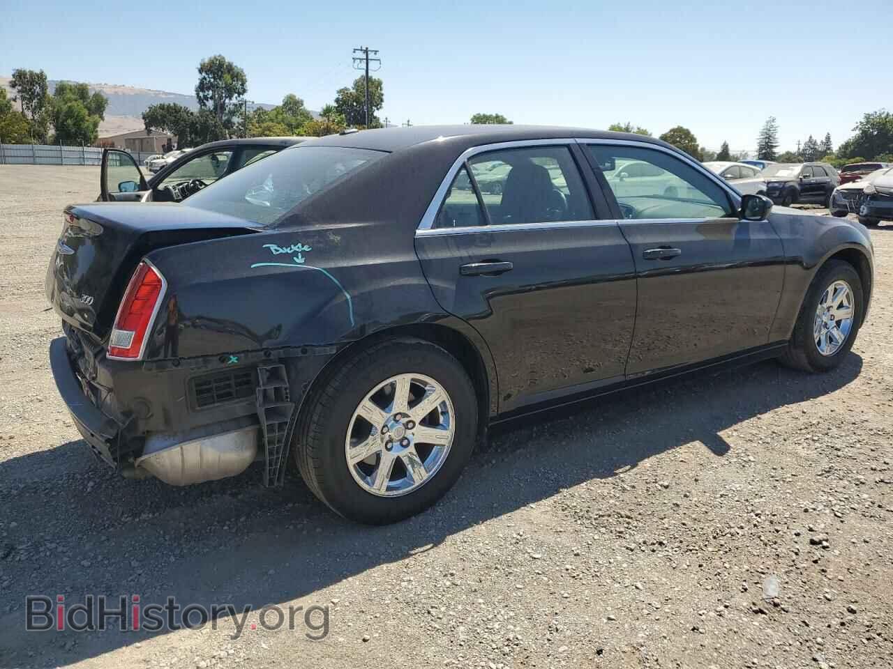 2011 CHRYSLER 300 - VIN: 2C3CA4CG6BH523410 - Фото 3