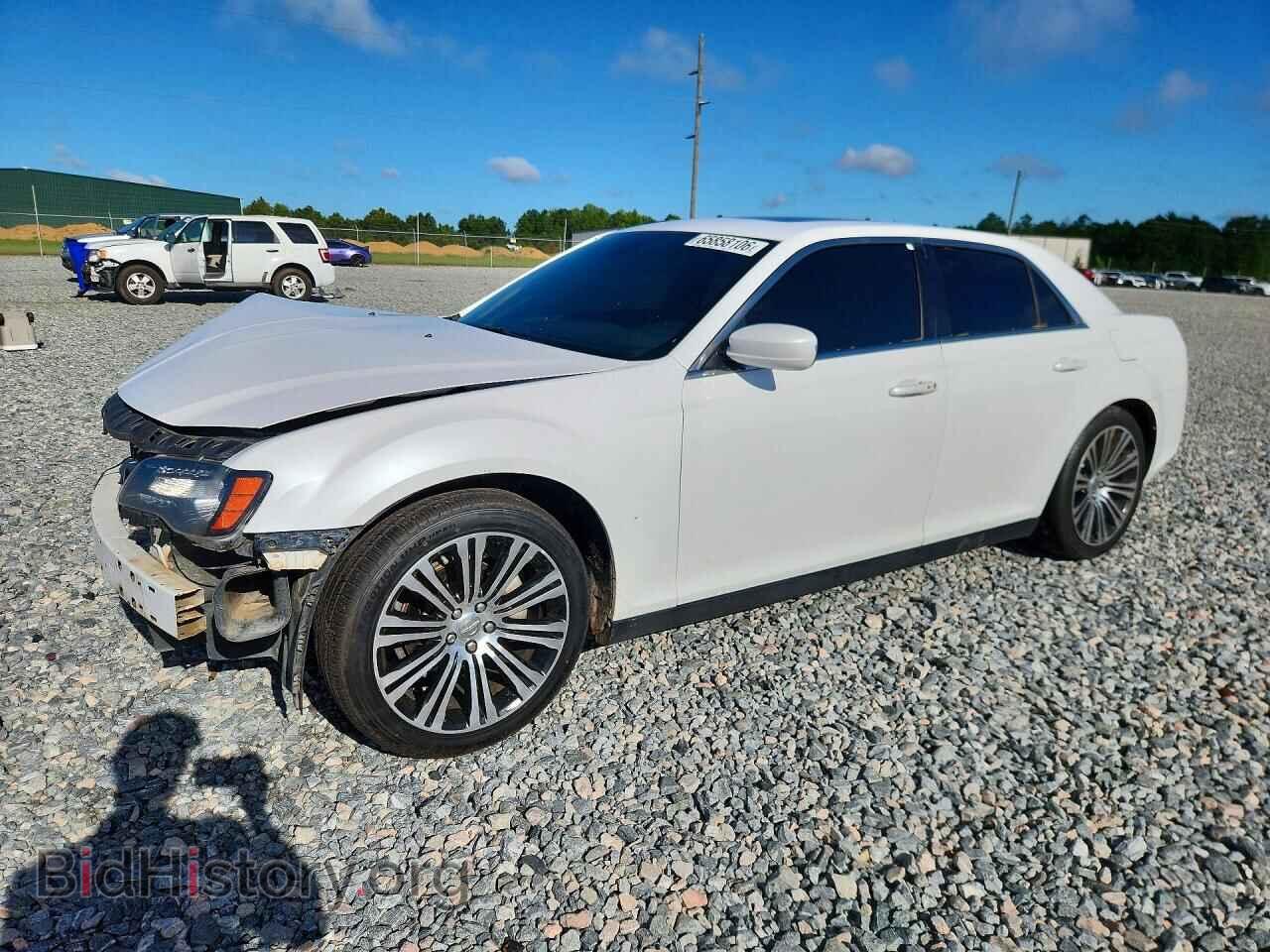 Фотография 2C3CCABG9DH743203 - CHRYSLER 300 2013