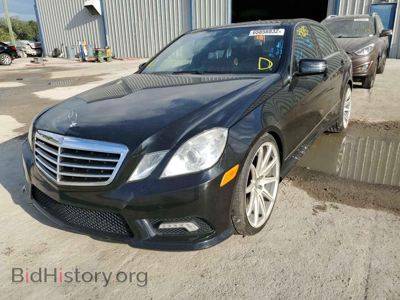 2011 MERCEDES-BENZ E-CLASS - VIN: WDDHF7CB3BA287585 - Фото 2
