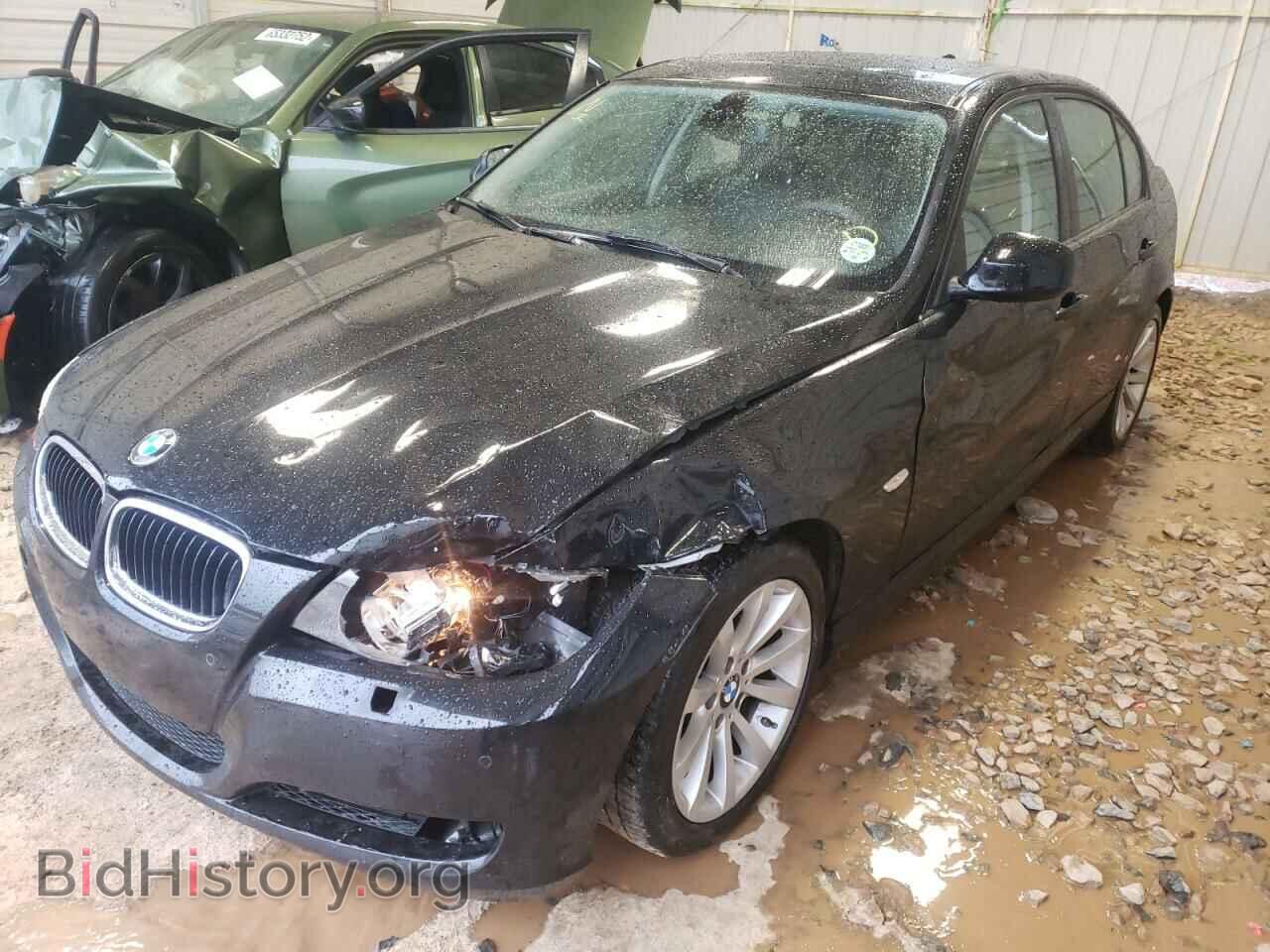 2011 BMW 3 SERIES - VIN: WBAPH7C59BE673976 - Фото 2
