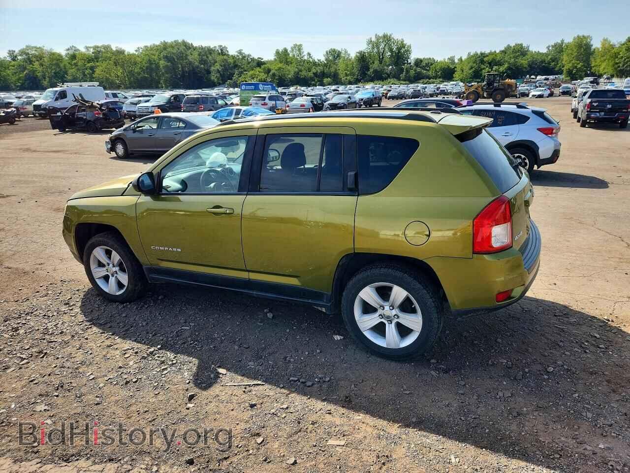 2012 JEEP COMPASS - VIN: 1C4NJDEB9CD572525 - Photo 2