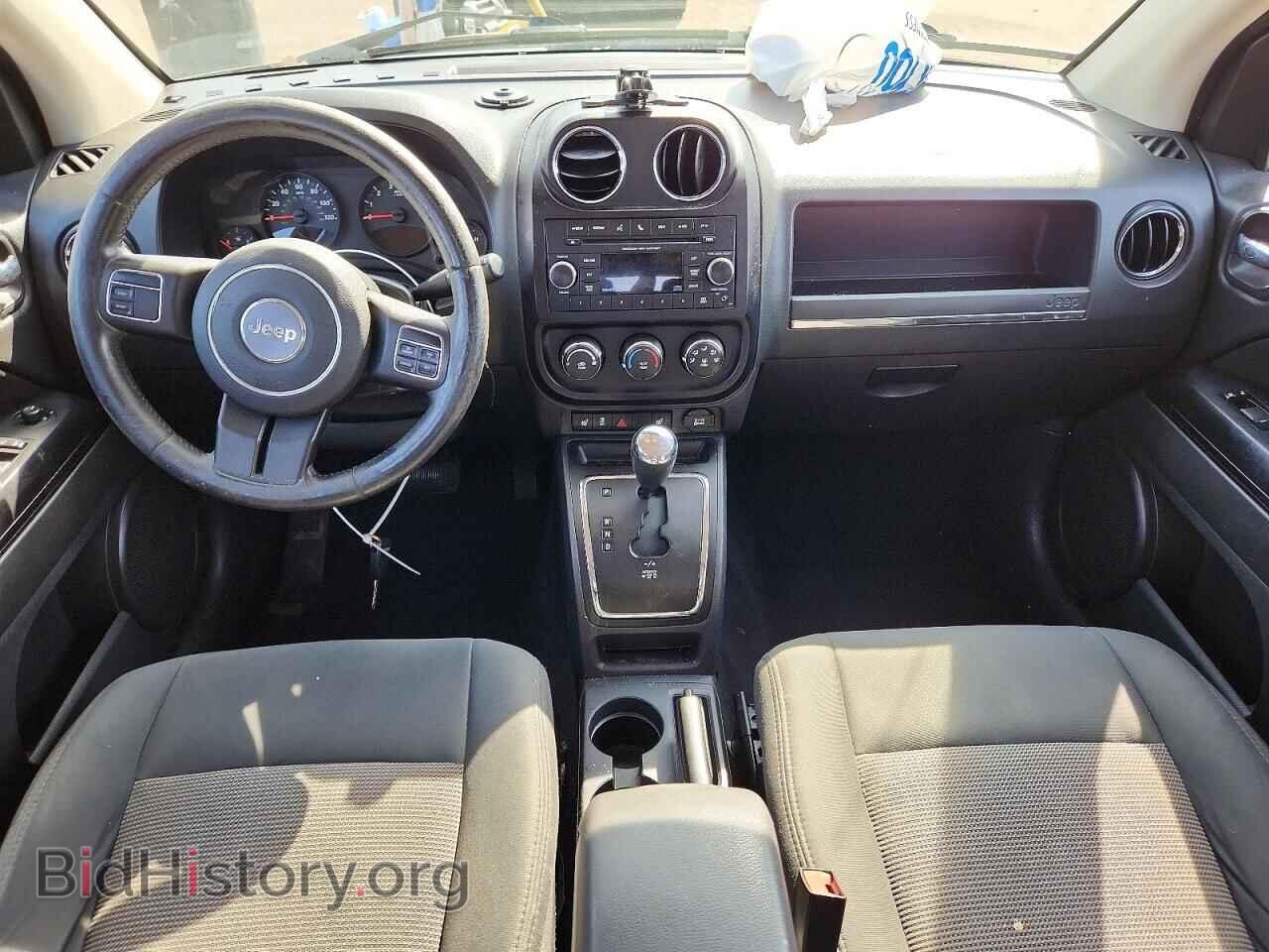 2012 JEEP COMPASS - VIN: 1C4NJDEB9CD572525 - Photo 8