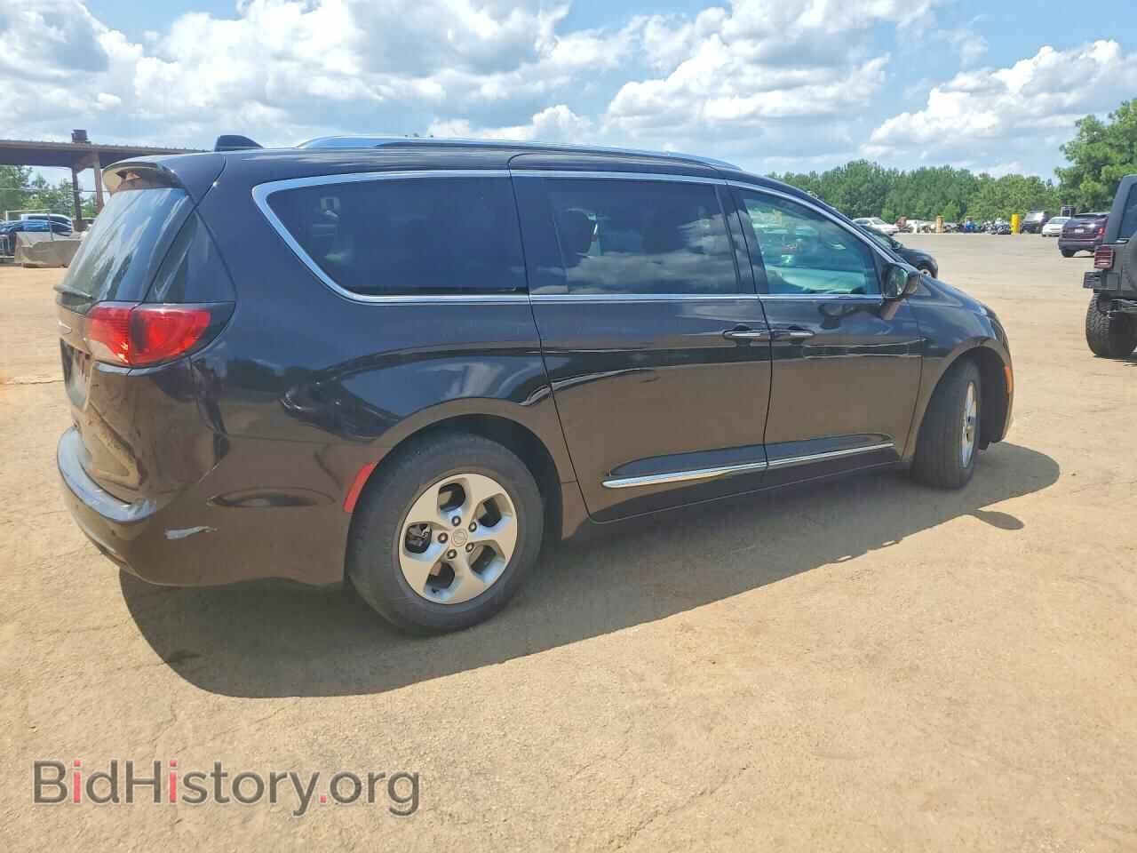 2017 CHRYSLER PACIFICA - VIN: 2C4RC1EG0HR764068 - Photo 3