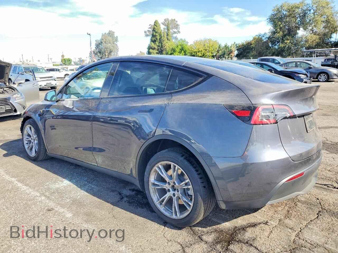 2023 TESLA MODEL Y - VIN: 7SAYGDED3PF978413 - Фото 2