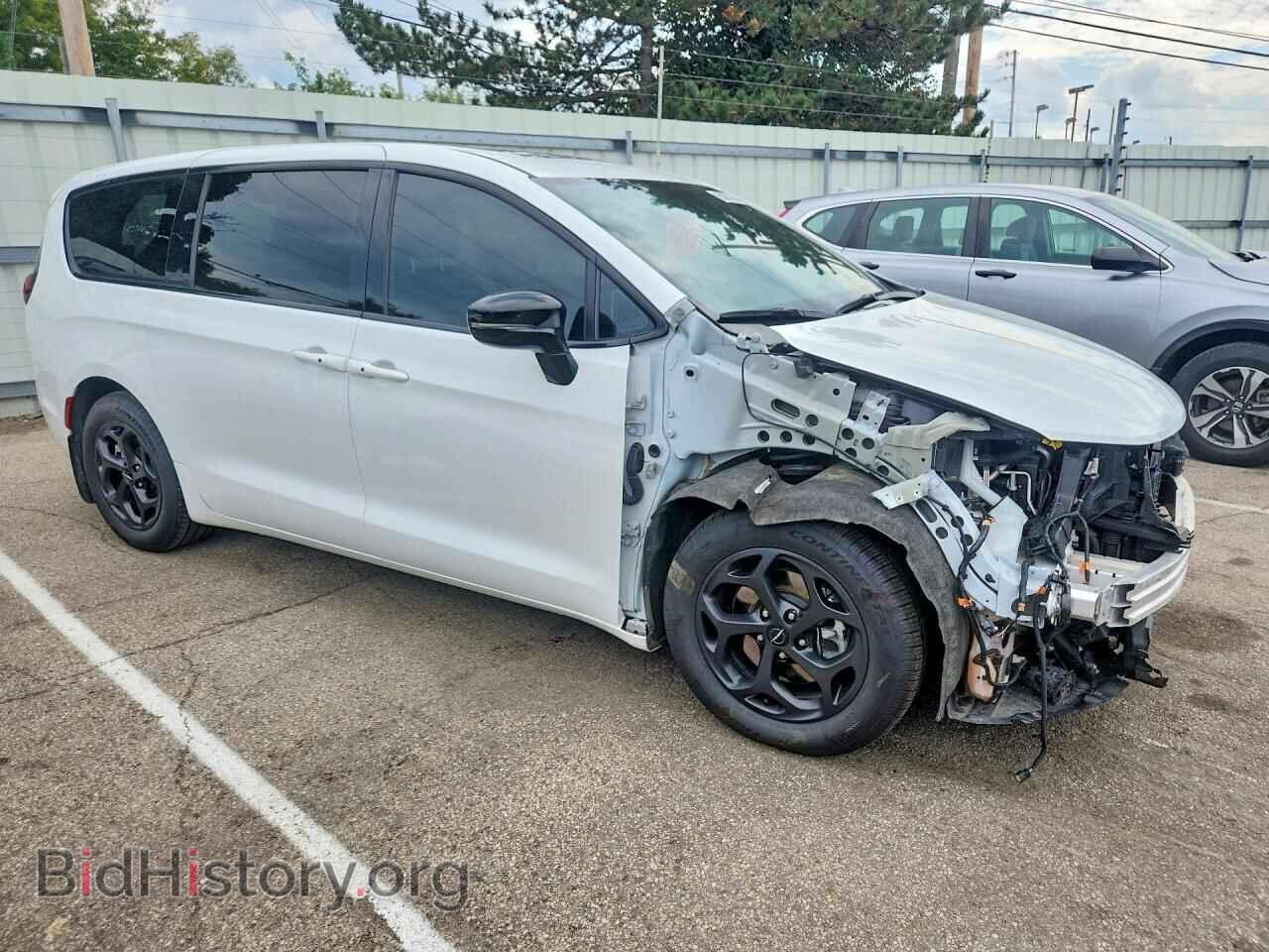 2023 CHRYSLER PACIFICA - VIN: 2C4RC1S72PR501017 - Photo 4