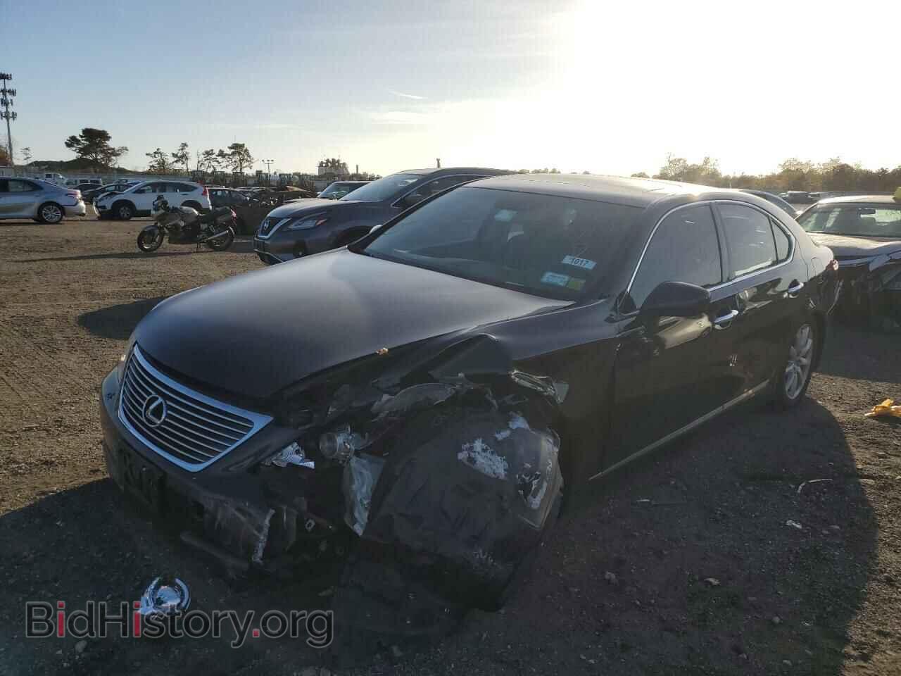 2008 LEXUS LS460 - VIN: JTHBL46F185077363 - Photo 2