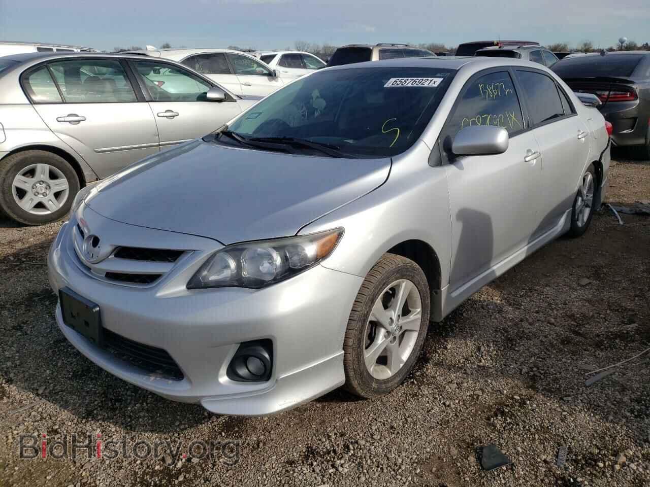 2011 TOYOTA COROLLA - VIN: 2T1BU4EE2BC555467 - Фото 2