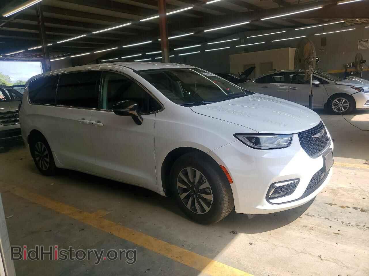 2024 CHRYSLER PACIFICA - VIN: 2C4RC1S72RR123803 - Photo 4