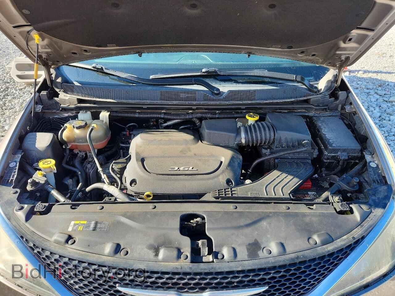 2018 CHRYSLER PACIFICA - VIN: 2C4RC1FGXJR256923 - Photo 12