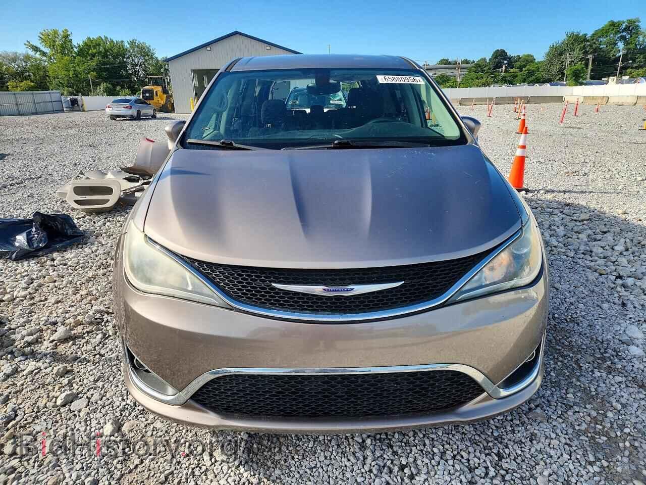 2018 CHRYSLER PACIFICA - VIN: 2C4RC1FGXJR256923 - Photo 5
