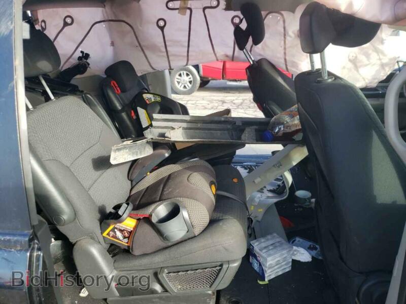 2010 Dodge CARAVAN (VIN 2D4RN5D10AR317585) — photo 11 of 14