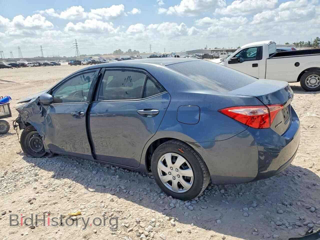 2017 TOYOTA COROLLA - VIN: 5YFBURHE3HP631781 - Photo 2