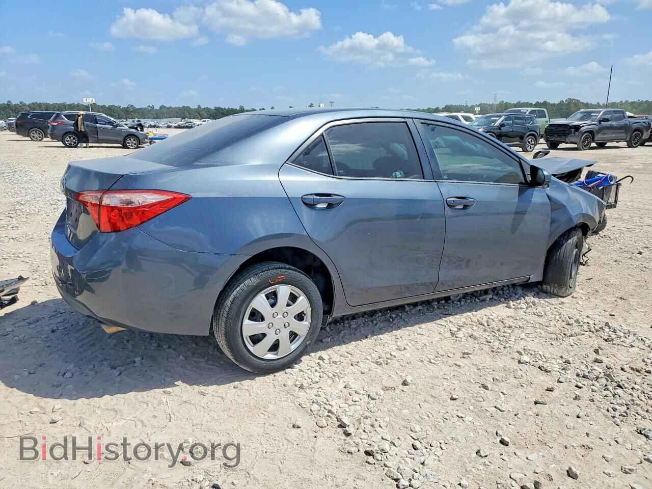 2017 TOYOTA COROLLA - VIN: 5YFBURHE3HP631781 - Photo 3