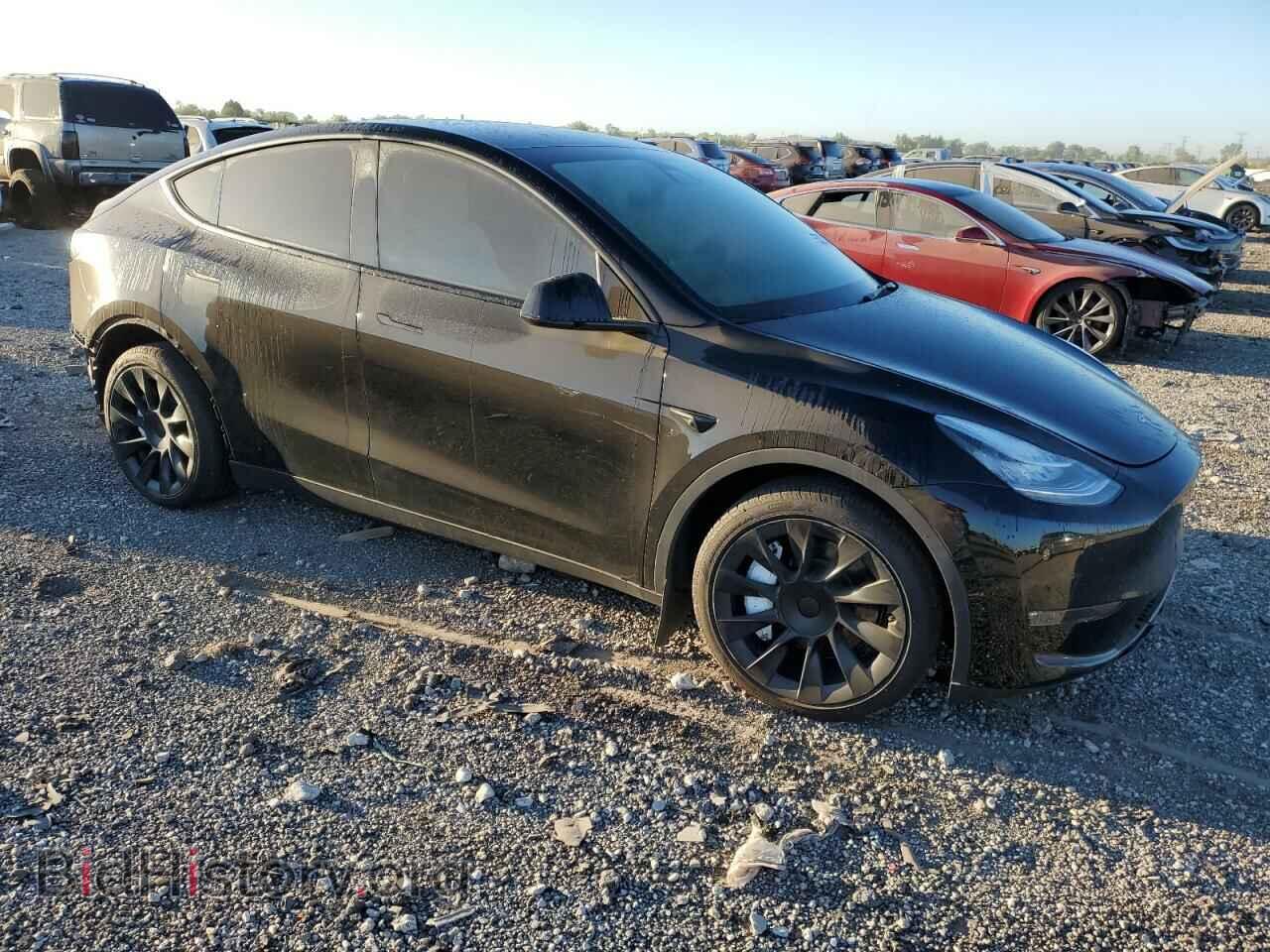 2022 TESLA MODEL Y - VIN: 7SAYGDEE2NF447242 - Photo 4