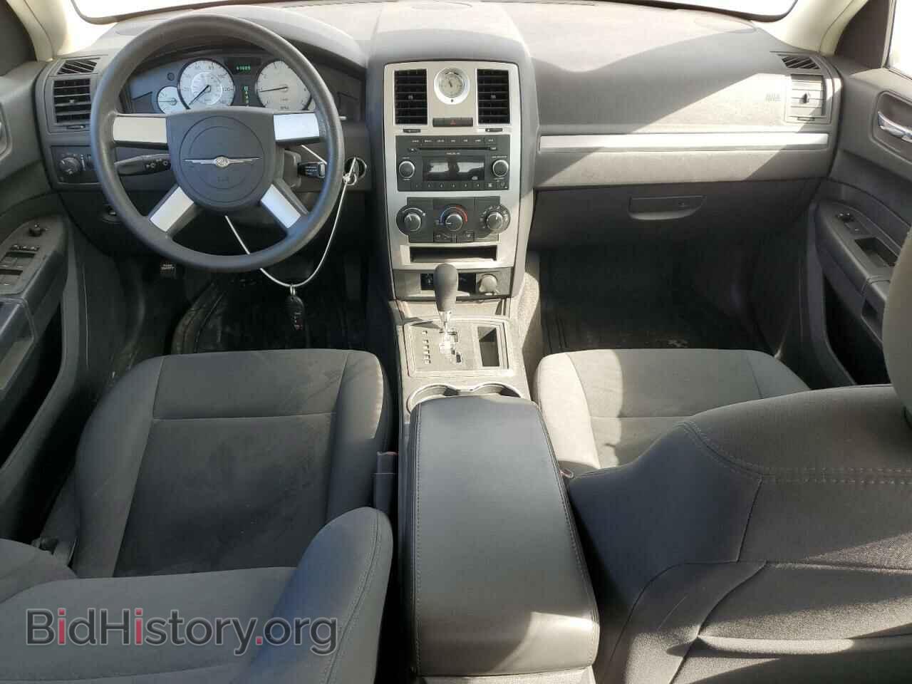 2010 CHRYSLER 300 - VIN: 2C3CA4CD8AH105838 - Фото 8