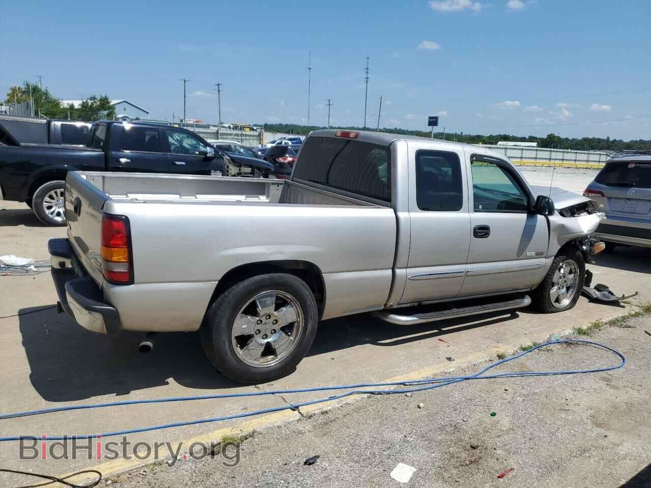 2005 GMC SIERRA - VIN: 2GTEC19N551276266 - Фото 3