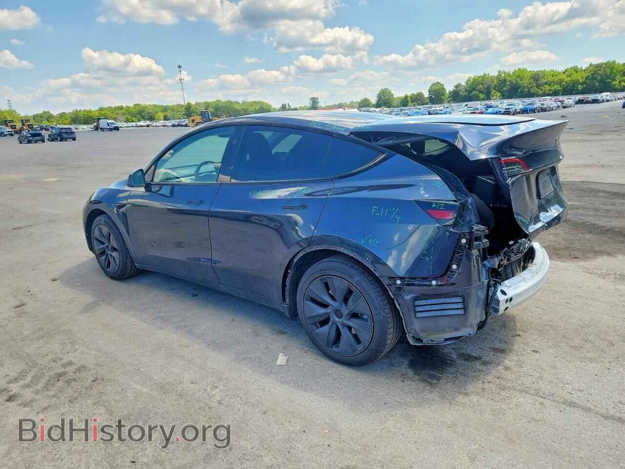 2025 TESLA MODEL Y - VIN: 7SAYGAEE2SF232597 - Photo 2