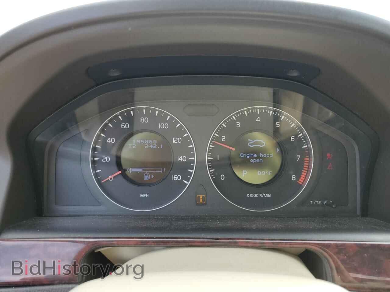 2011 VOLVO XC60 - VIN: YV4940DL7B2139689 - Photo 9