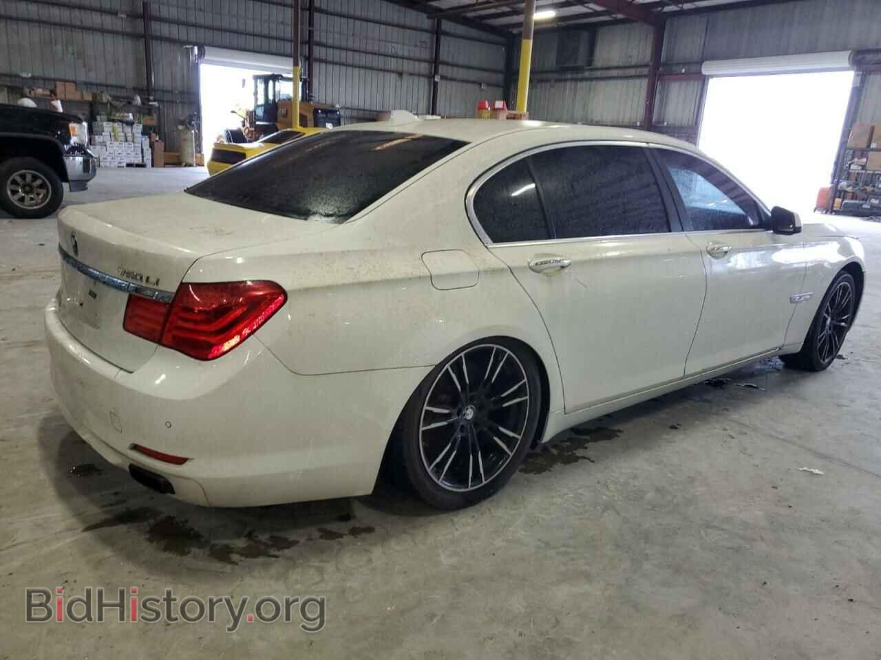 2012 BMW 7 SERIES - VIN: WBAKC8C5XCC436988 - Фото 3