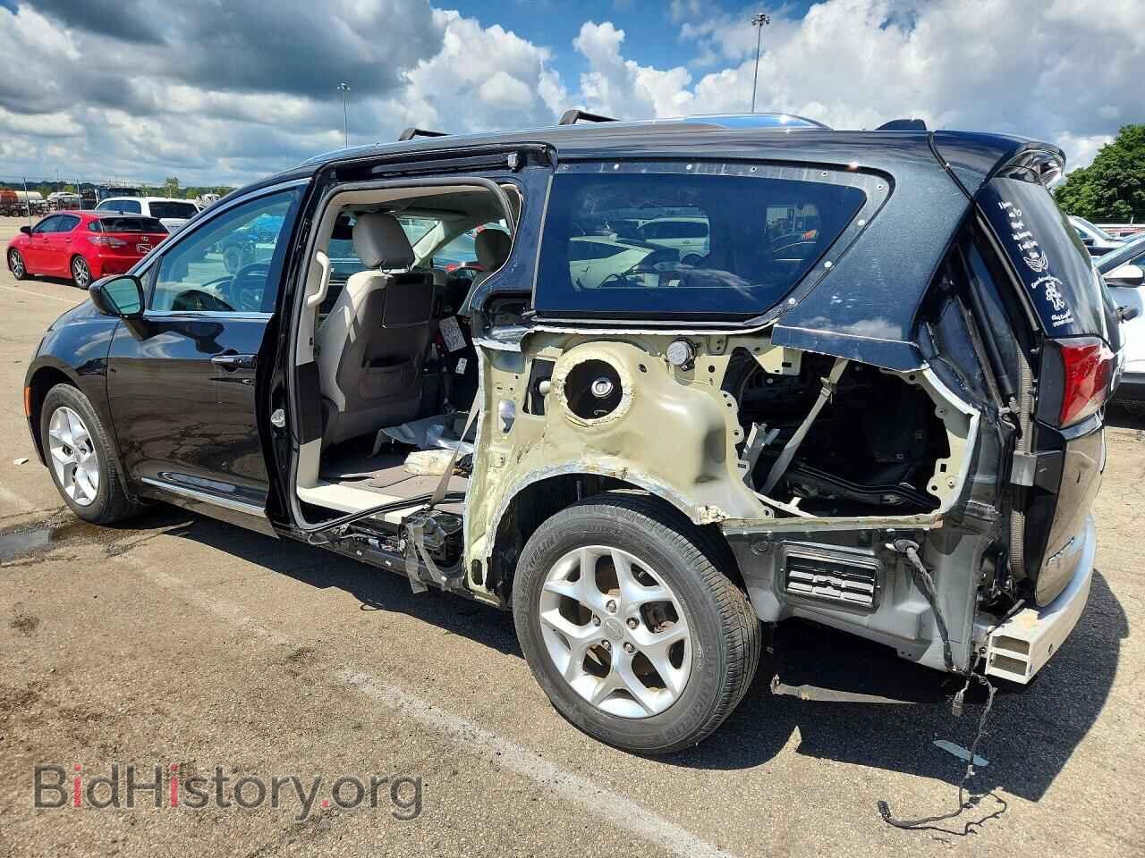 2020 CHRYSLER PACIFICA - VIN: 2C4RC1EG4LR165389 - Фото 2