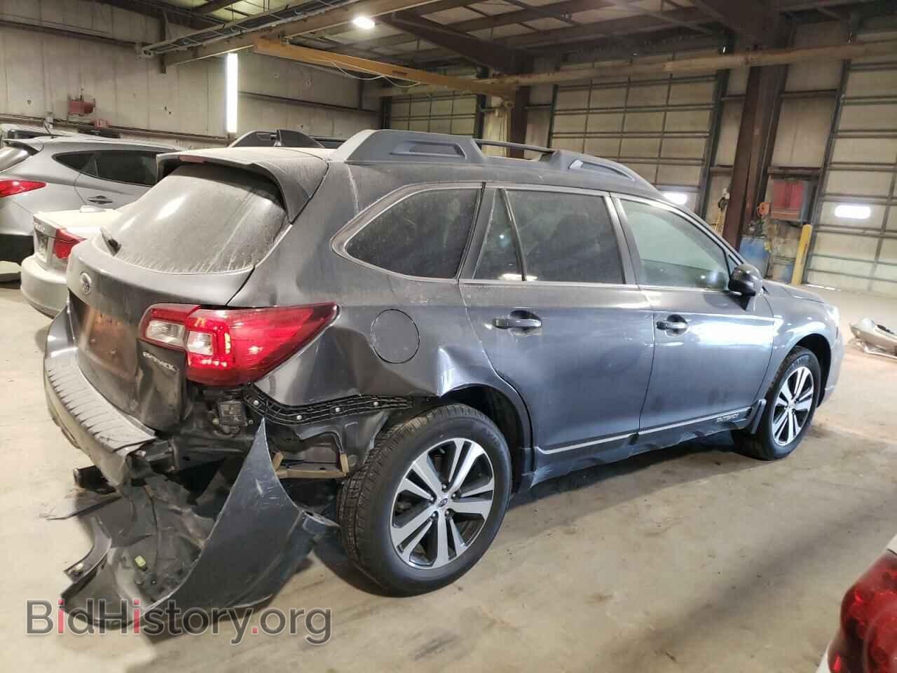 2018 SUBARU OUTBACK - VIN: 4S4BSANC3J3319061 - Фото 3