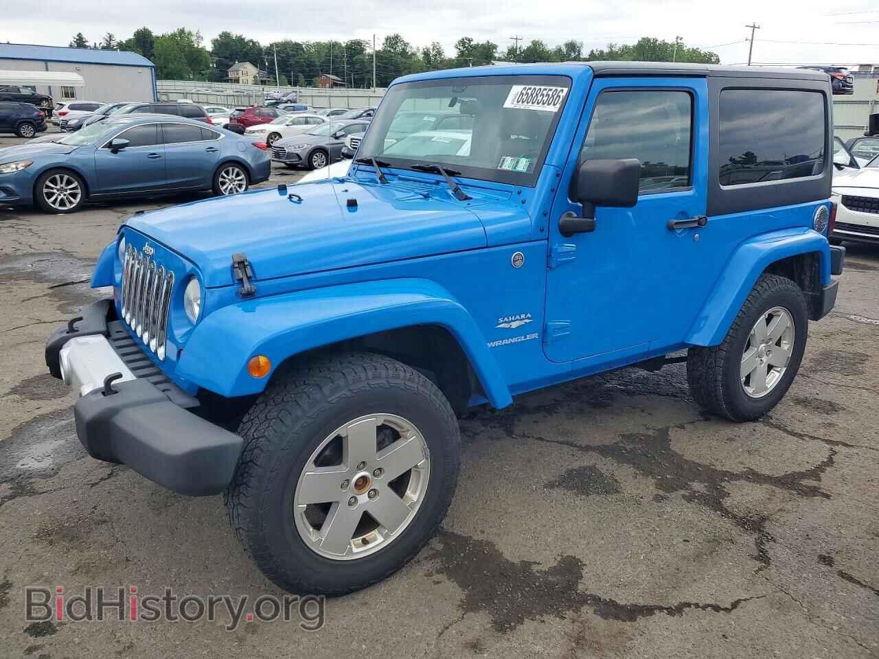 Фотография 1J4GA5D17BL571198 - JEEP WRANGLER 2011