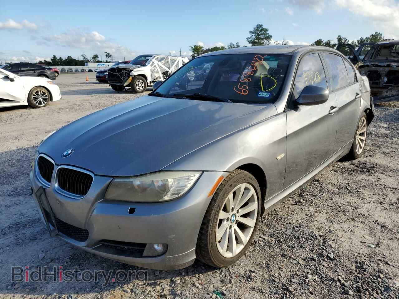 2011 BMW 3 SERIES - VIN: WBAPH7C54BE679099 - Фото 2