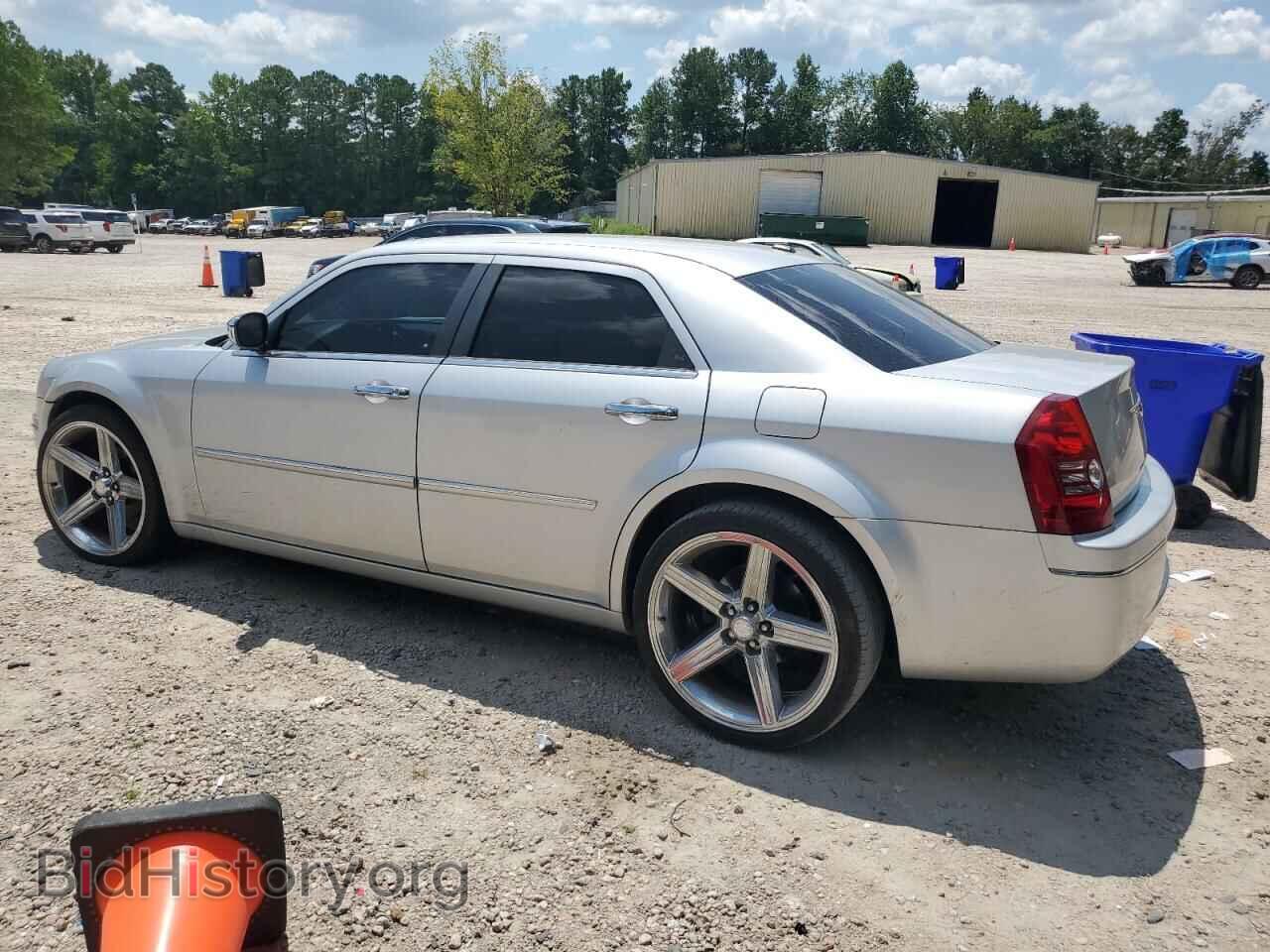 2010 CHRYSLER 300 - VIN: 2C3CA5CV9AH262969 - Фото 2