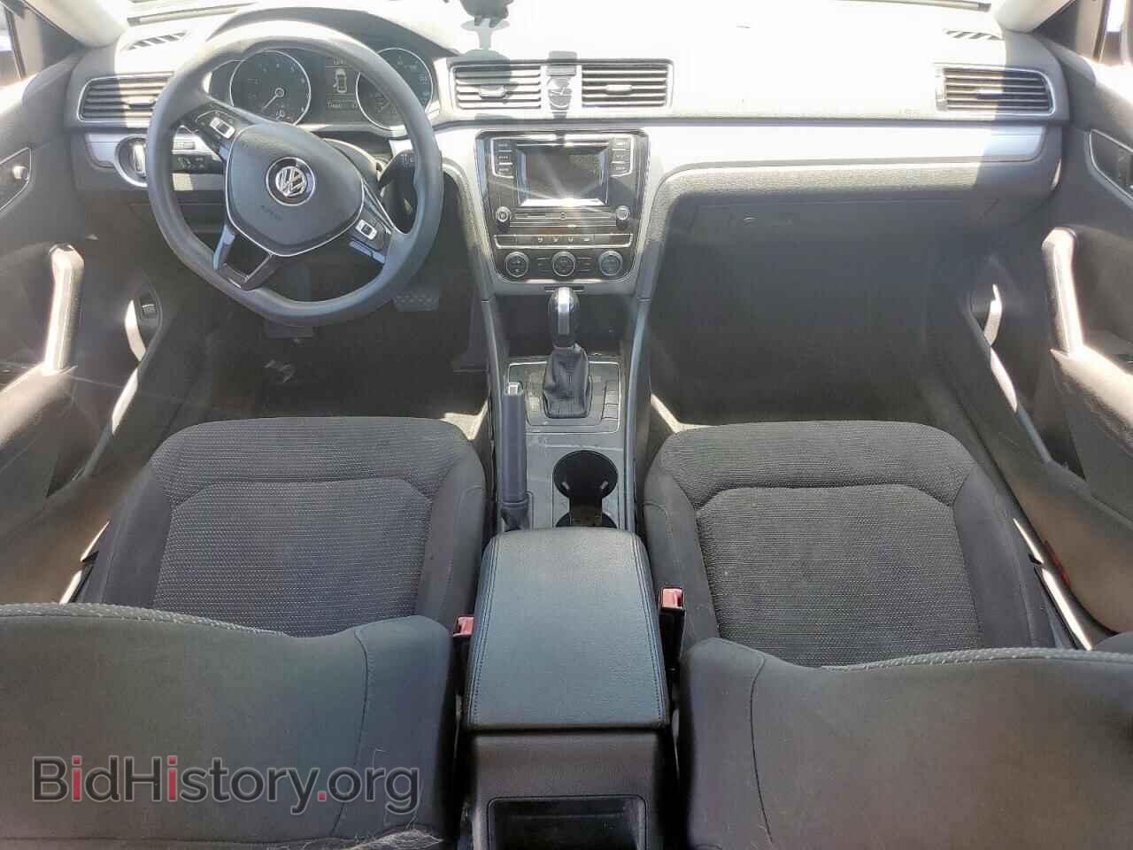 2017 VOLKSWAGEN PASSAT - VIN: 1VWAT7A31HC049454 - Фото 8