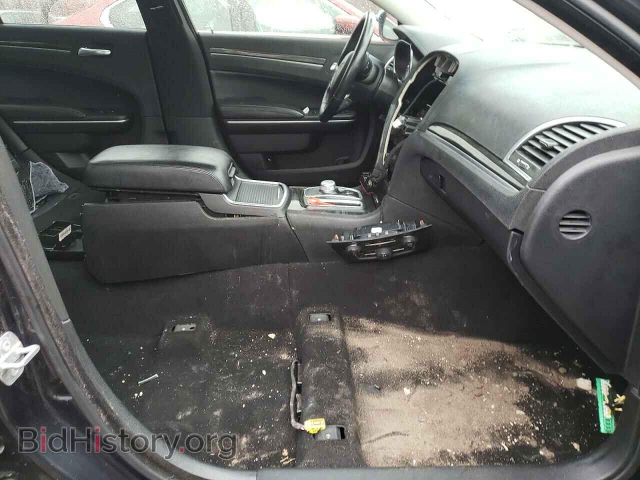 2019 CHRYSLER 300 - VIN: 2C3CCAAG1KH601717 - Фото 5