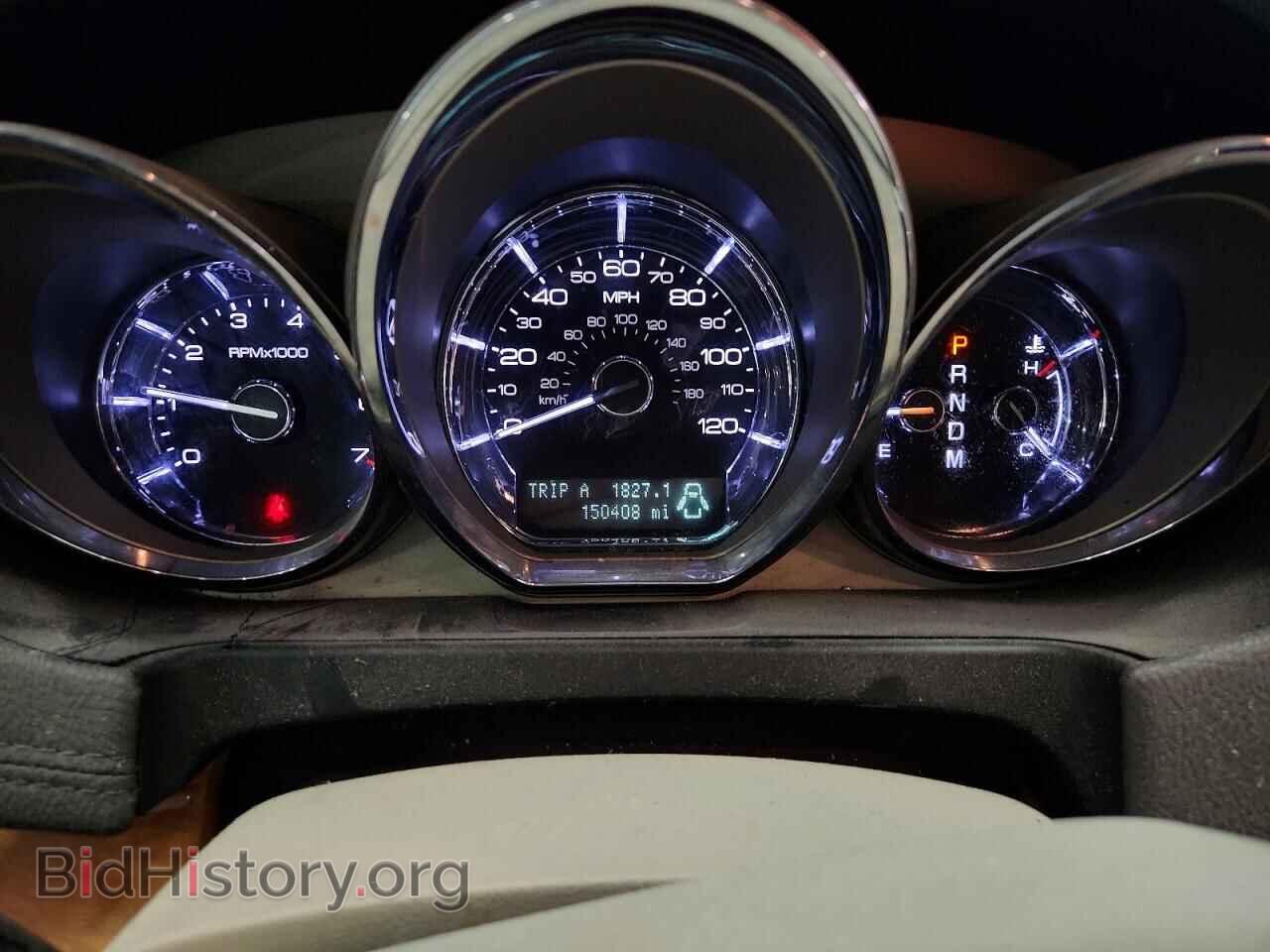 2011 LINCOLN MKT - VIN: 2LMHJ5ARXBBJ52136 - Фото 9