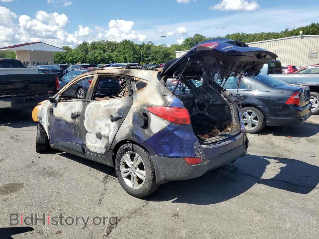 2011 HYUNDAI TUCSON - VIN: KM8JUCAC6BU225856 - Фото 2
