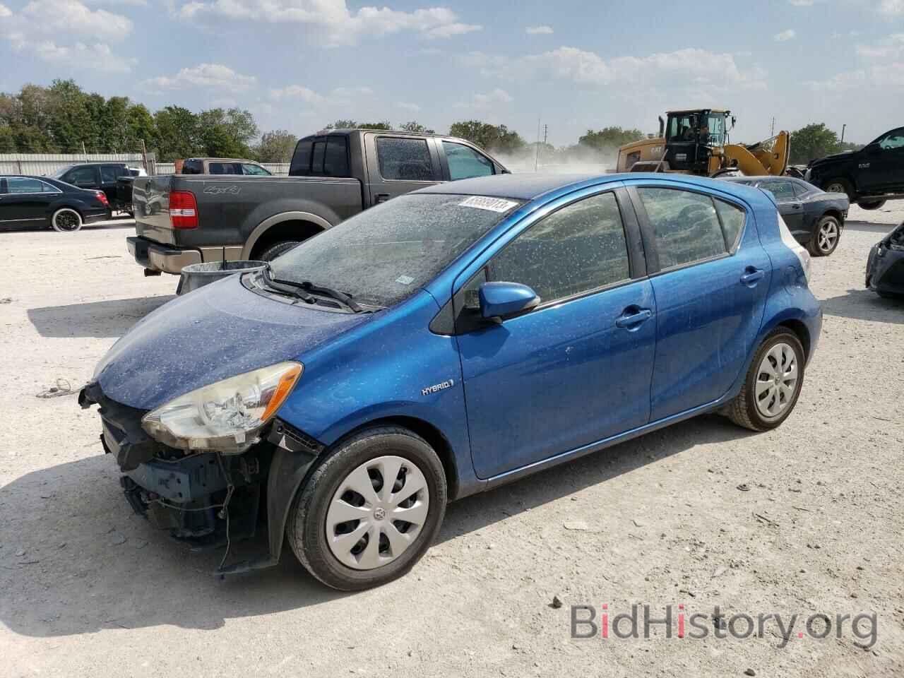 Photo JTDKDTB33E1070907 - TOYOTA PRIUS 2014