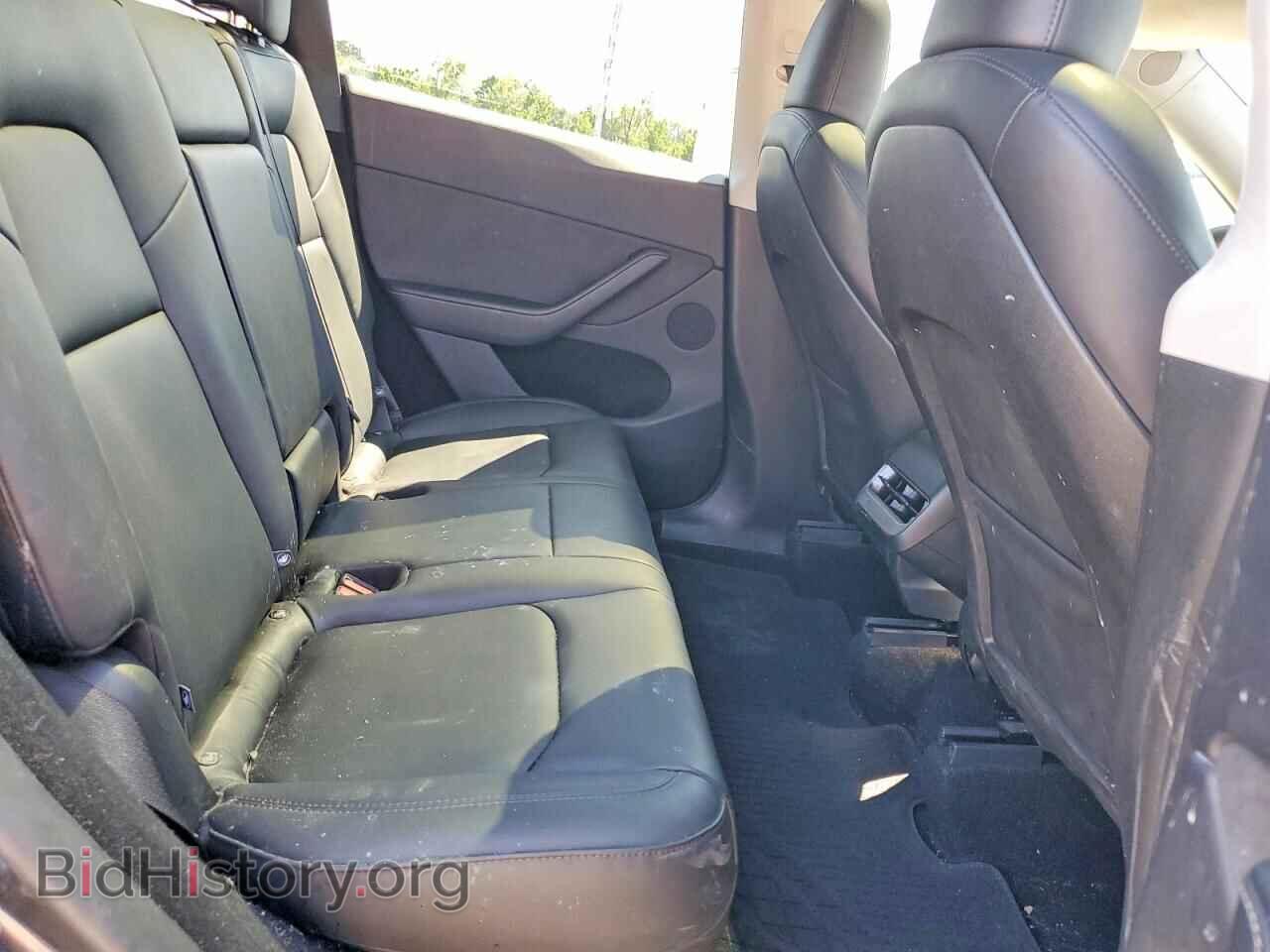 2024 TESLA MODEL Y - VIN: 7SAYGDEE7RA313670 - Photo 10