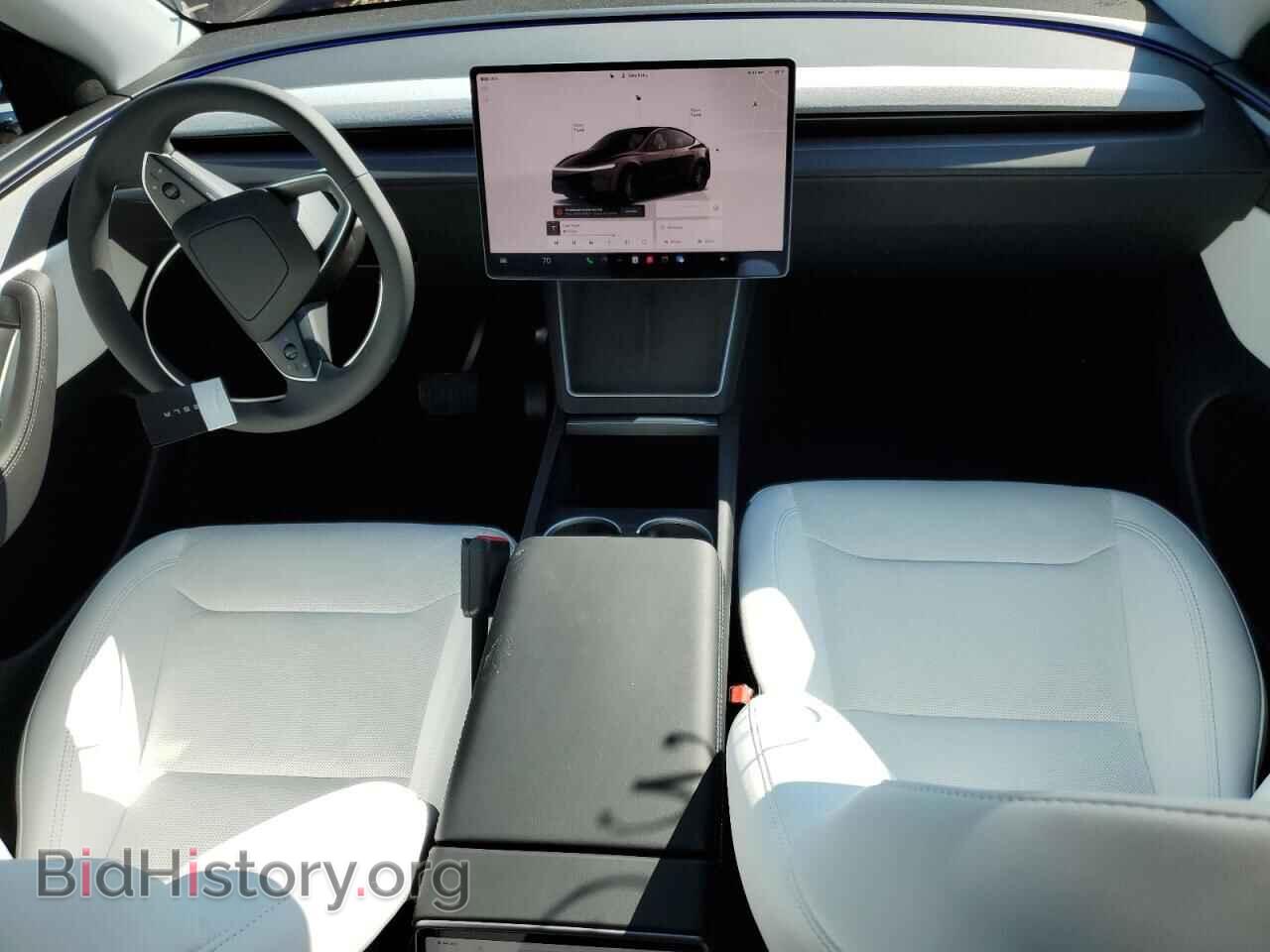 2026 TESLA MODEL Y - VIN: 7SAYGDEEXTA409381 - Photo 8