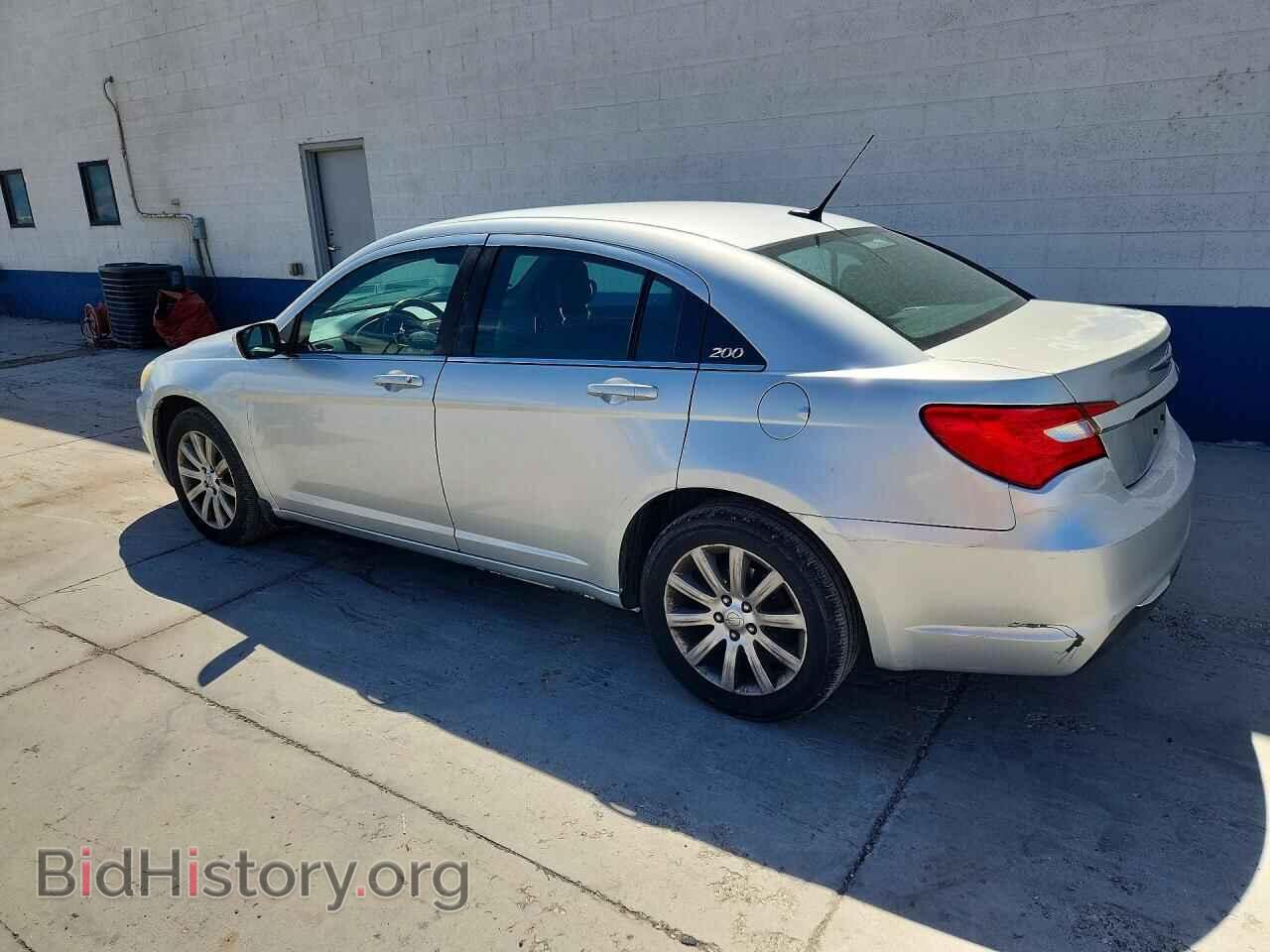 2011 CHRYSLER 200 - VIN: 1C3BC1FB7BN531124 - Photo 2