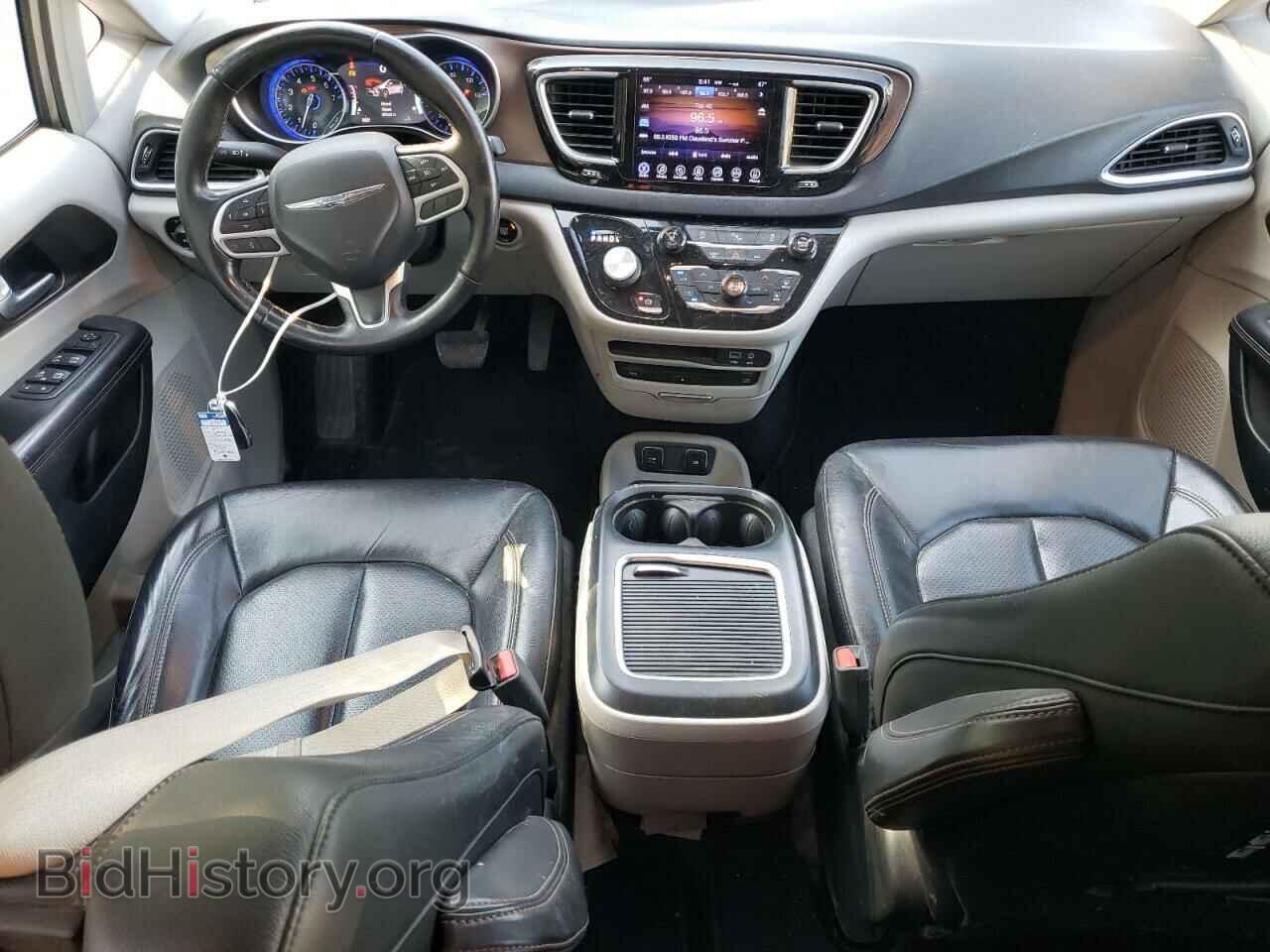 2017 CHRYSLER PACIFICA - VIN: 2C4RC1EG2HR722159 - Photo 8