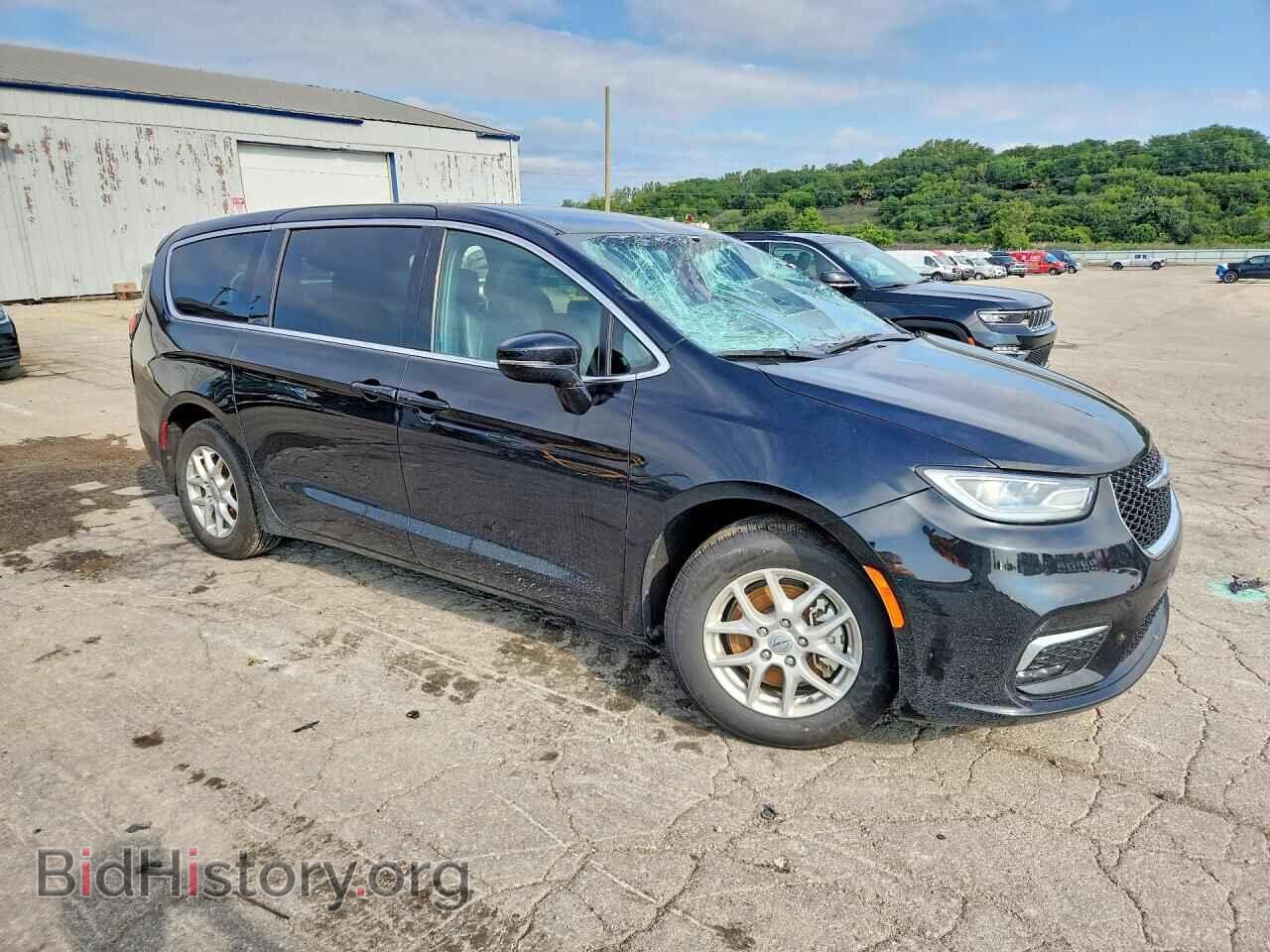2025 CHRYSLER PACIFICA - VIN: 2C4RC1BGXSR506829 - Photo 4