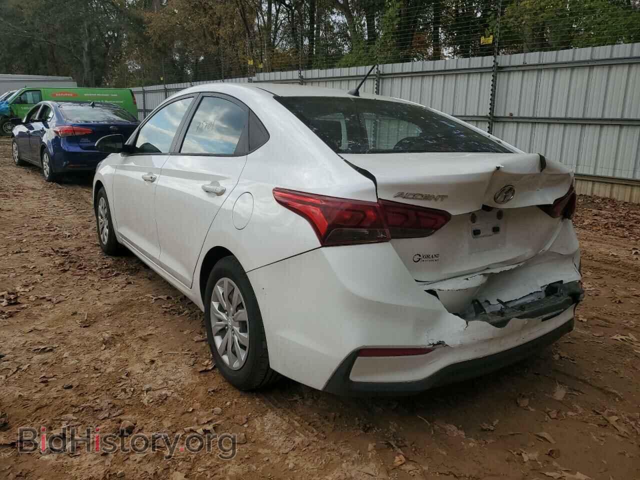 2018 HYUNDAI ACCENT - VIN: 3KPC24A38JE013563 - Фото 3