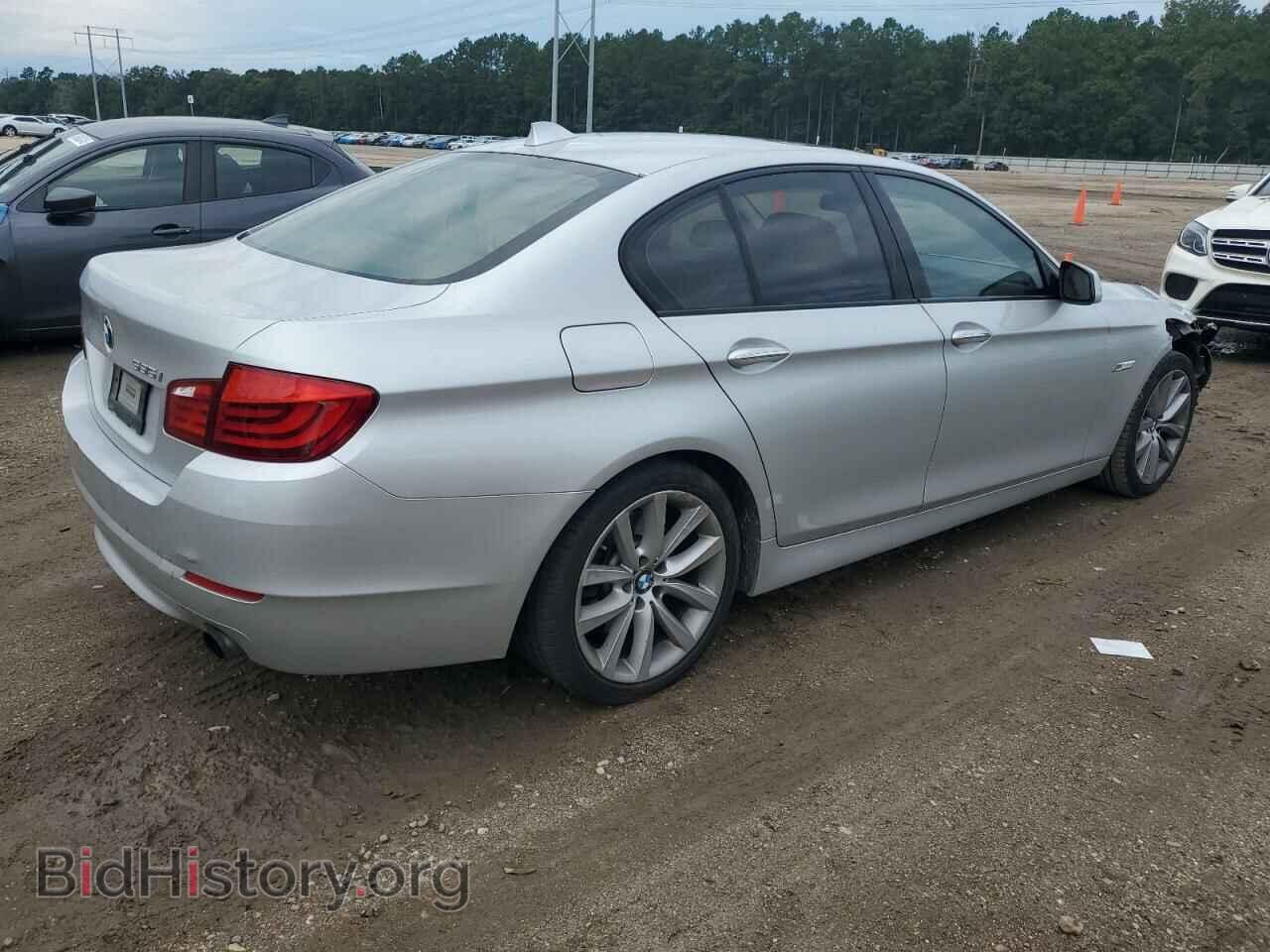 2011 BMW 5 SERIES - VIN: WBAFR7C58BC266865 - Фото 3