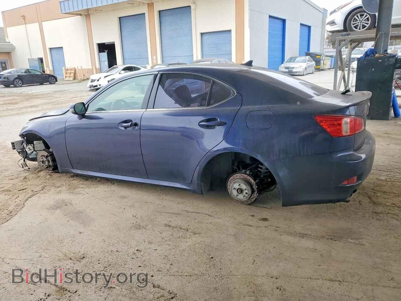 2012 LEXUS IS - VIN: JTHBF5C21C5174943 - Photo 2