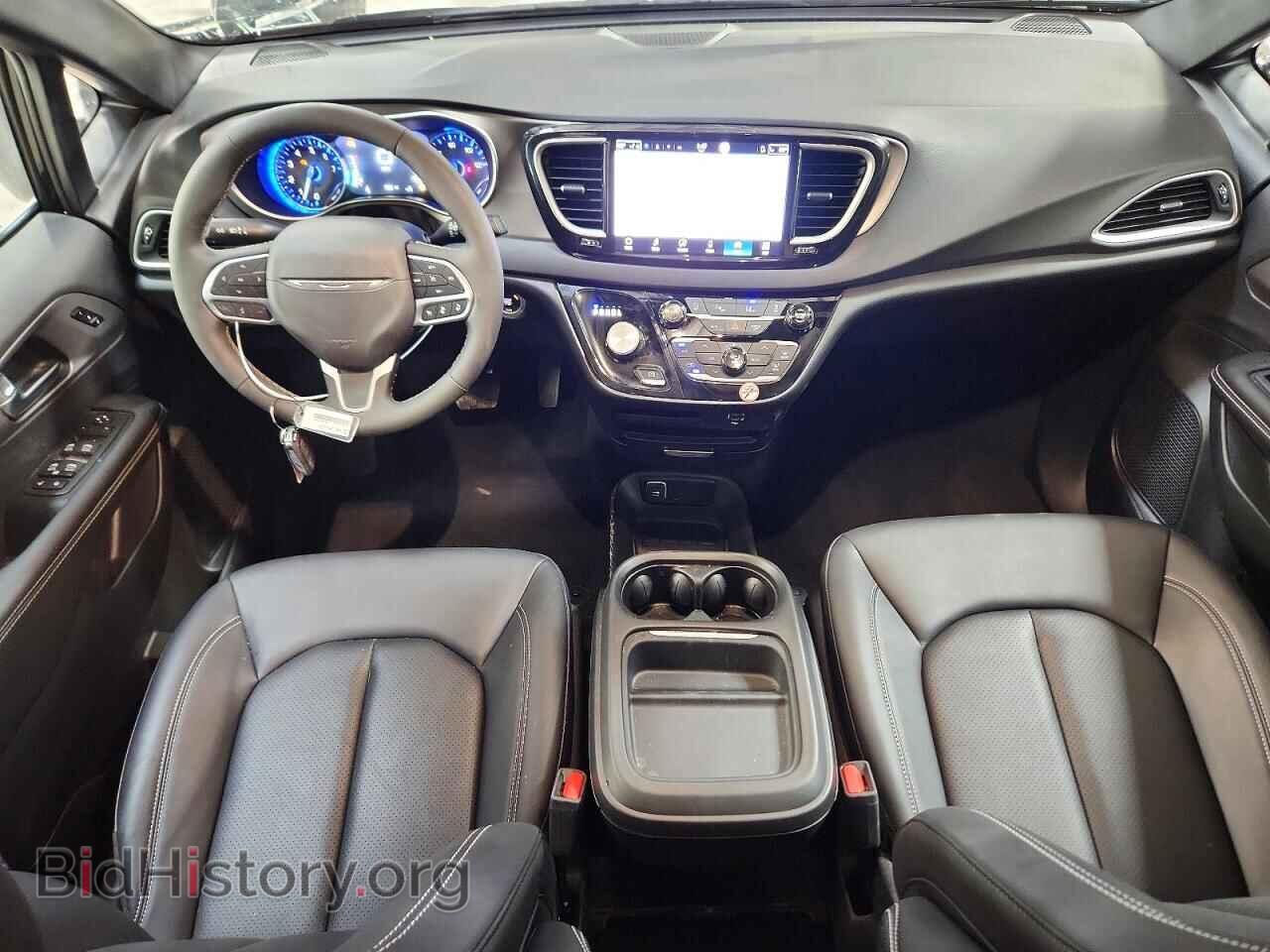 2027 CHRYSLER PACIFICA - VIN: 2C4RC1BG0VR563237 - Photo 8