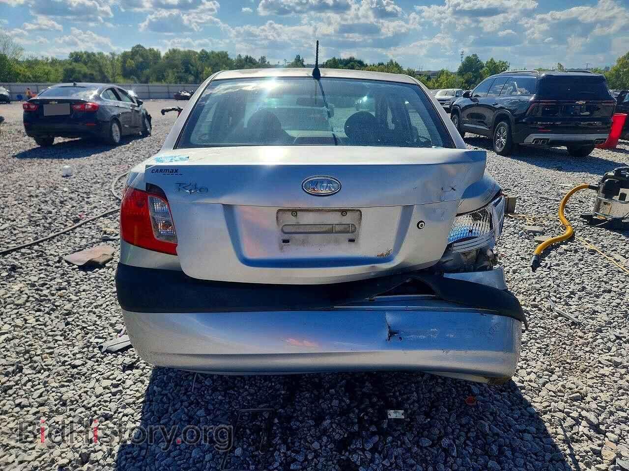 2007 KIA RIO - VIN: KNADE123776249013 - Фото 6