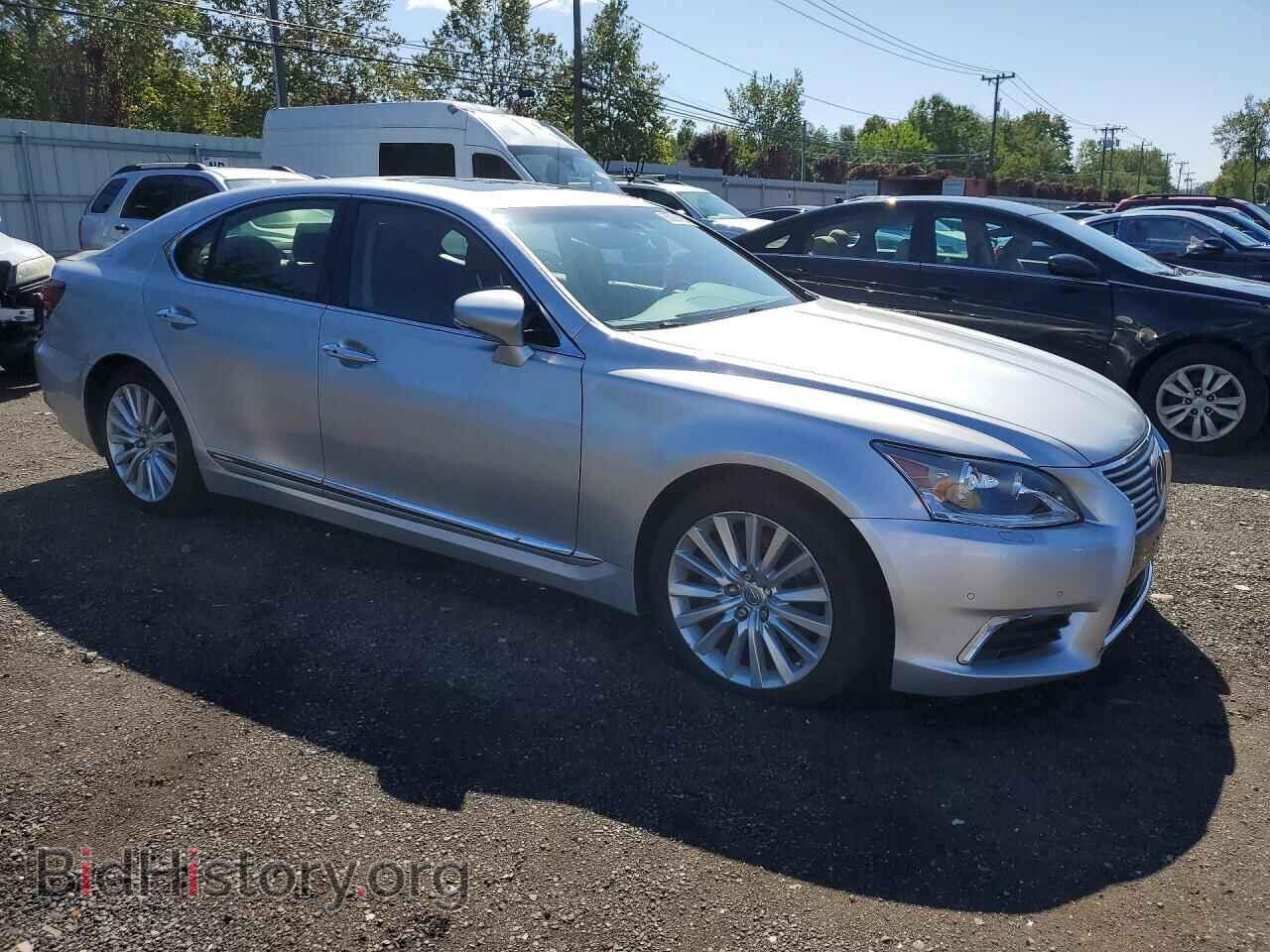 2017 LEXUS LS460 - VIN: JTHCL5EF8H5028446 - Photo 4