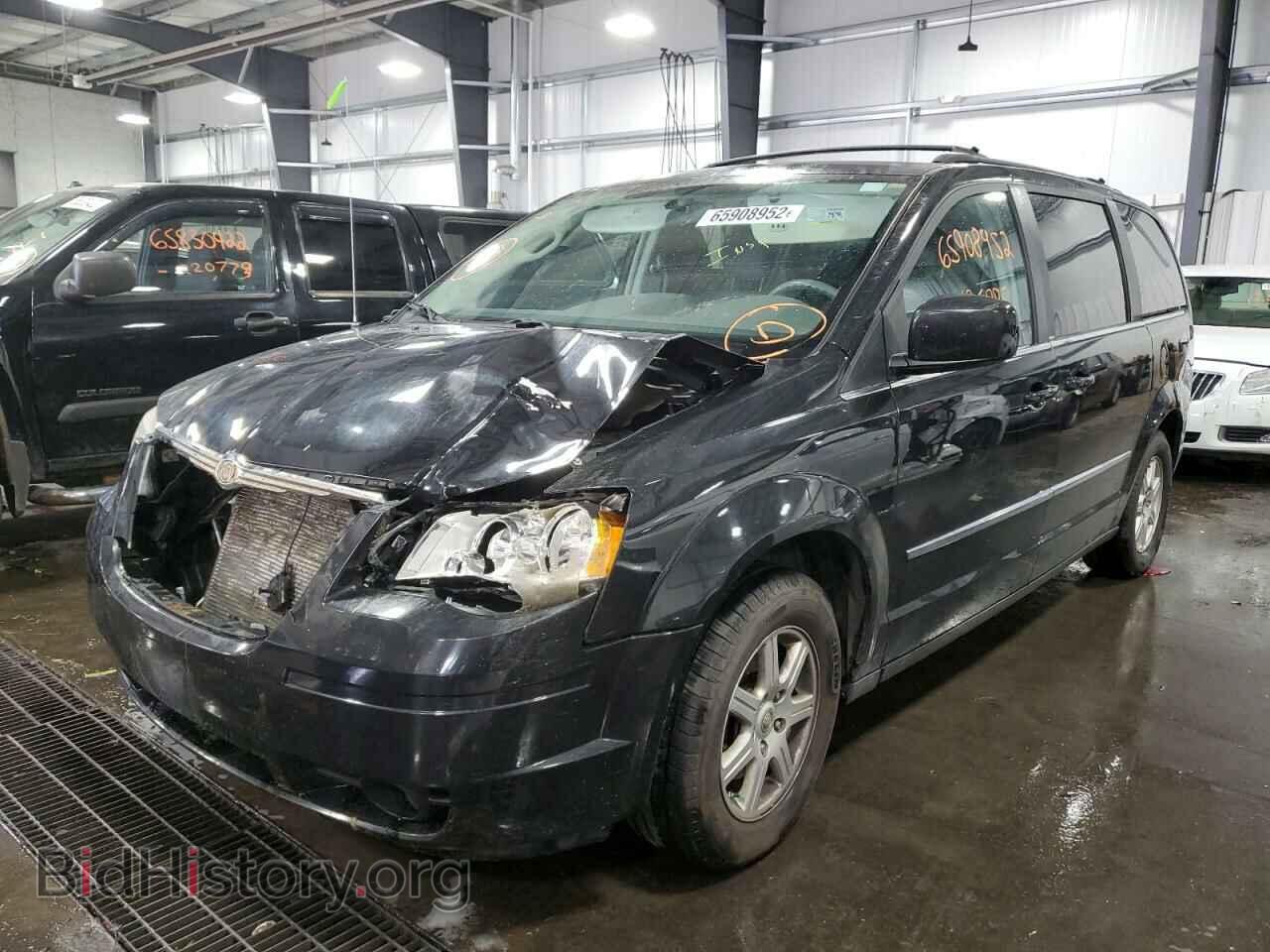 2010 CHRYSLER MINIVAN - VIN: 2A4RR5D13AR110006 - Photo 2
