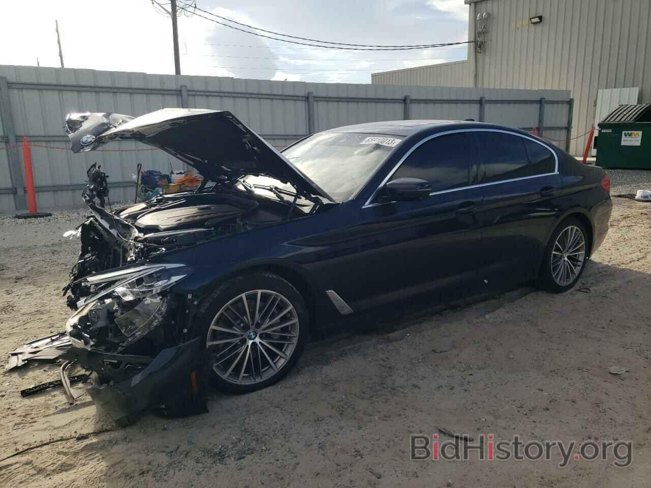 Photo WBAJE5C51KWW05779 - BMW 5 SERIES 2019