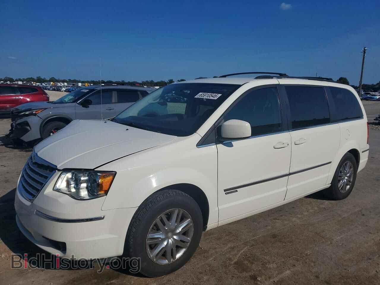 Фотография 2A4RR5D11AR293339 - CHRYSLER MINIVAN 2010