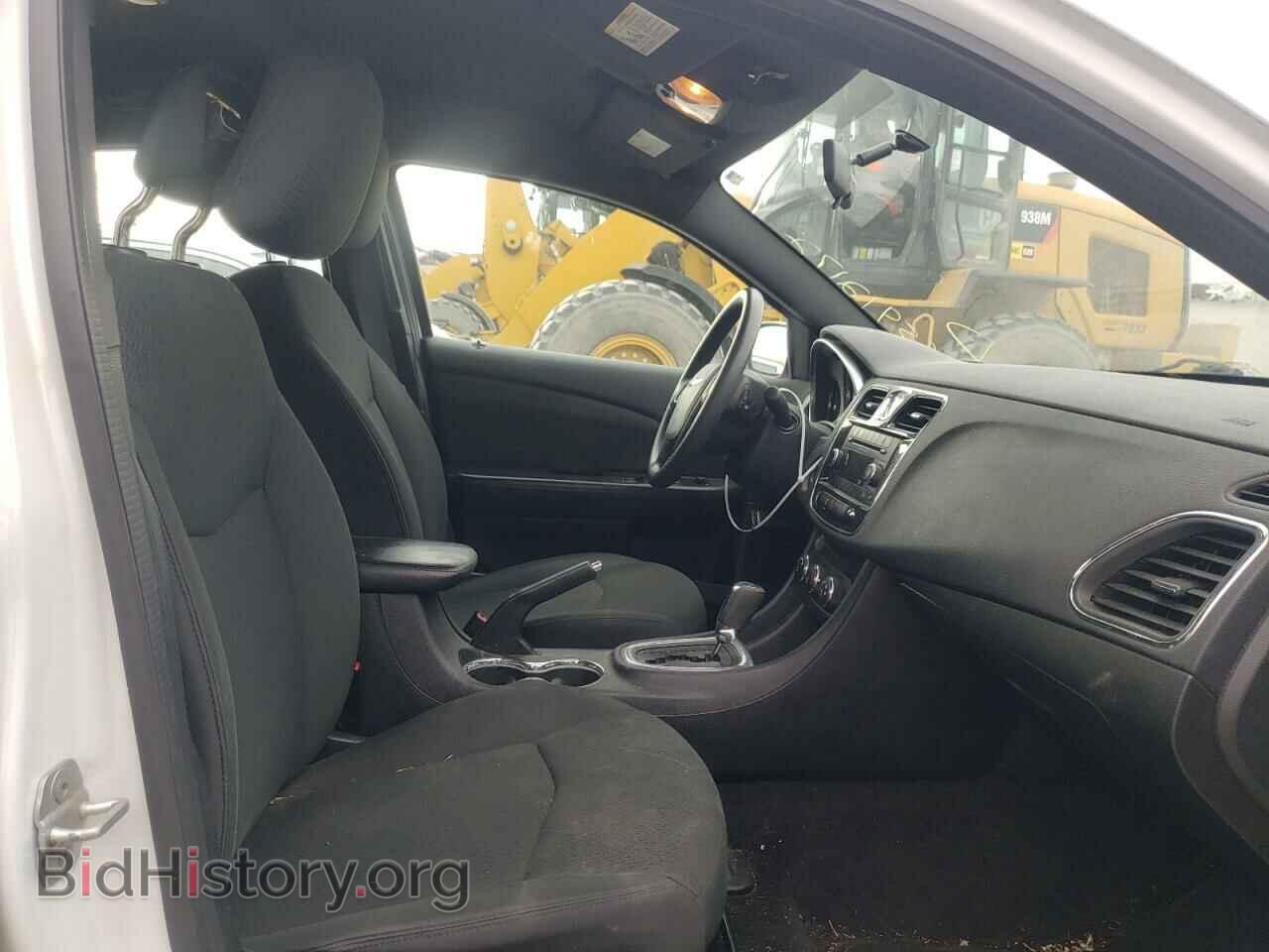 2012 CHRYSLER 200 - VIN: 1C3CCBABXCN159636 - Фото 5