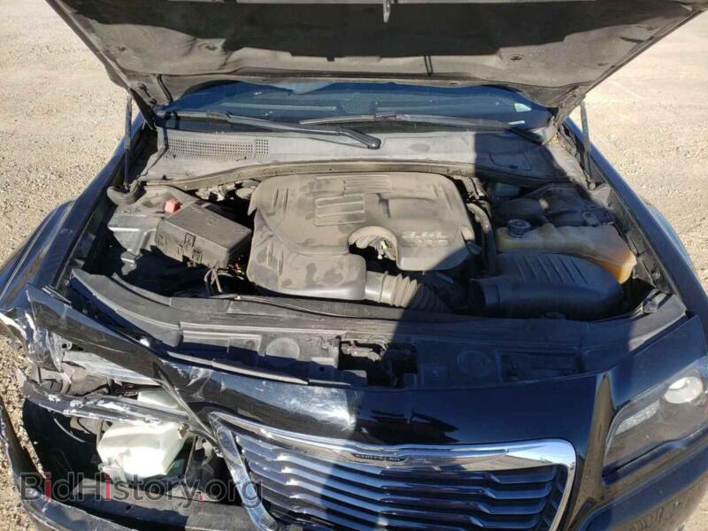 2012 Chrysler 300 (VIN 2C3CCABG3CH161127) — фото 7 из 10